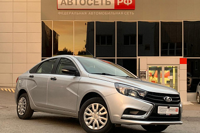 Автомобиль с пробегом ВАЗ (LADA) VESTA