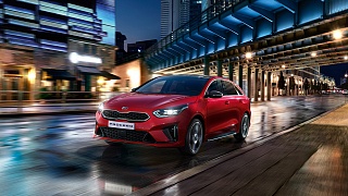 KIA представляет новое поколение модели Ceed GT и новый ProCeed