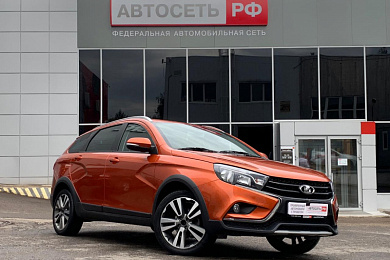 Автомобиль с пробегом ВАЗ (LADA) VESTA CROSS