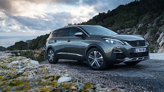 Peugeot 5008 2019 года — семейный французский кроссовер