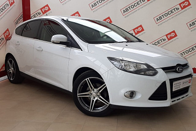 Автомобиль с пробегом FORD FOCUS